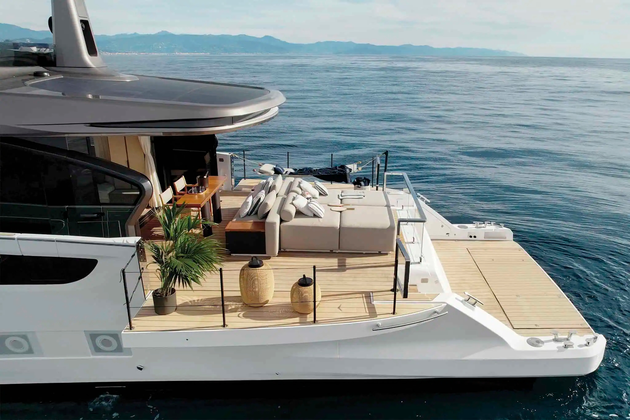 Azimut Seadeck 7