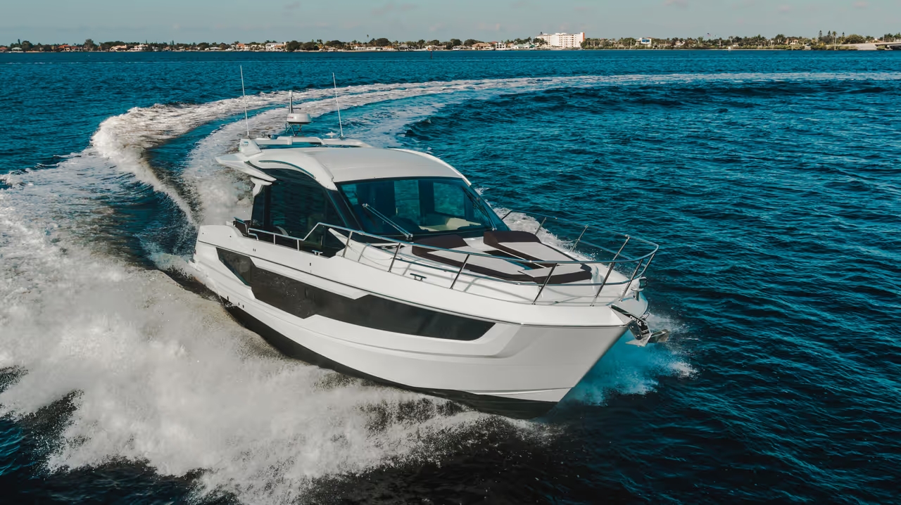 Galeon Yachts 410 HTC