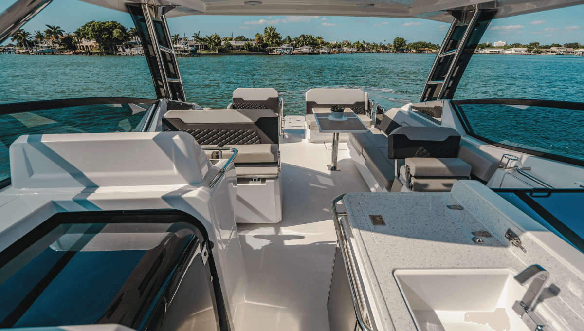 Aquila 32 Sport
