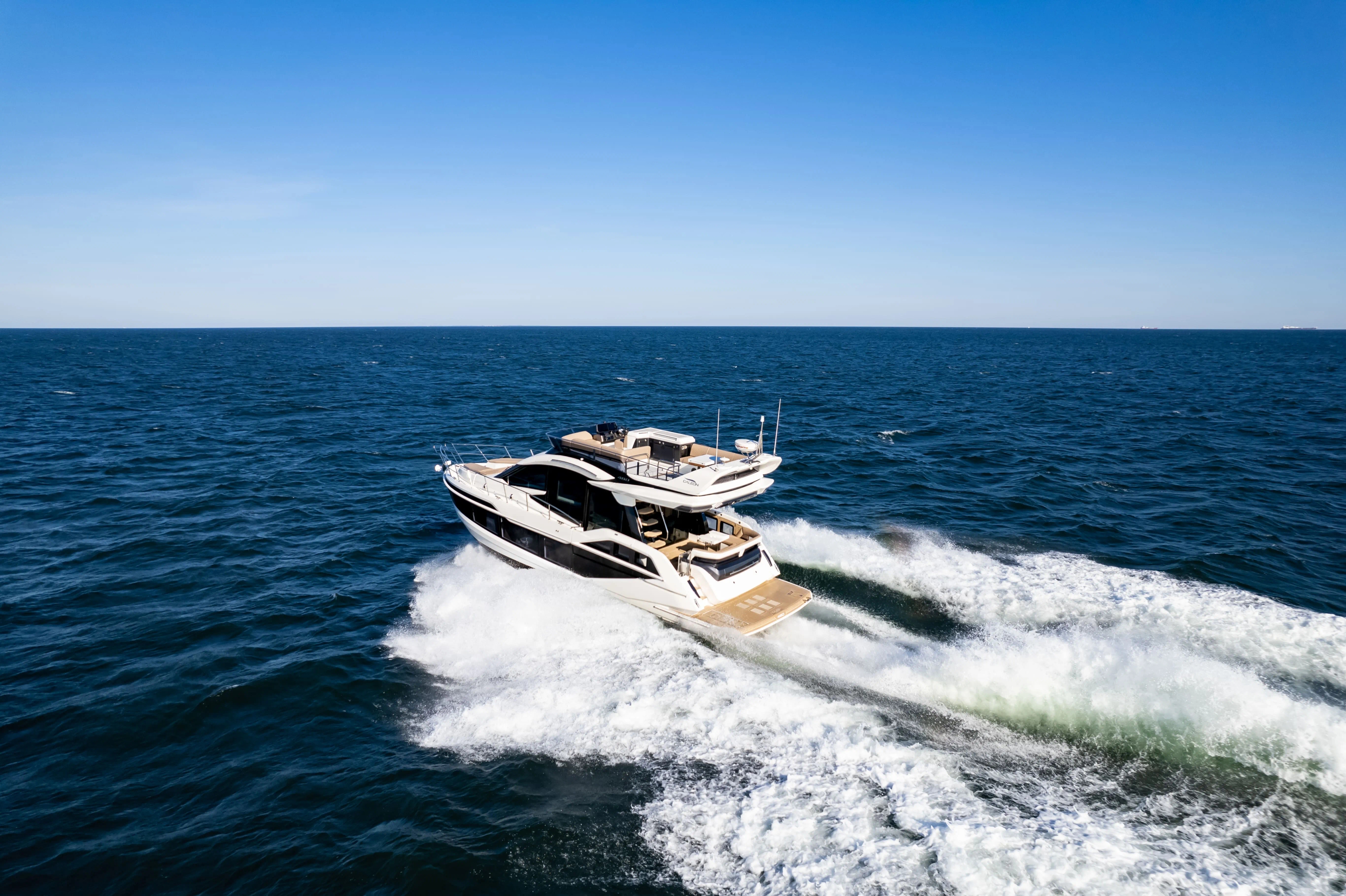 Galeon Yachts 480 FLY