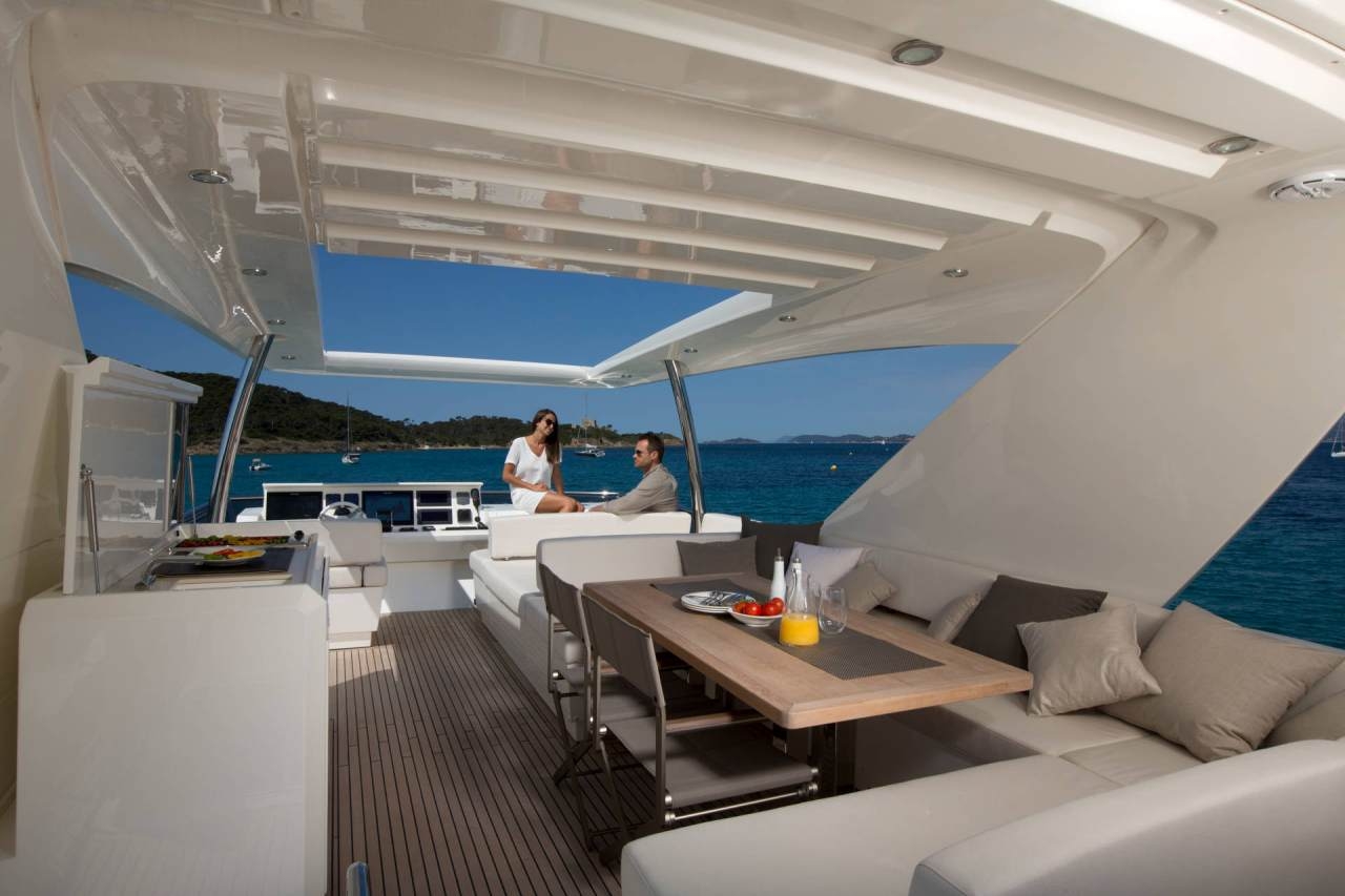 Prestige 750